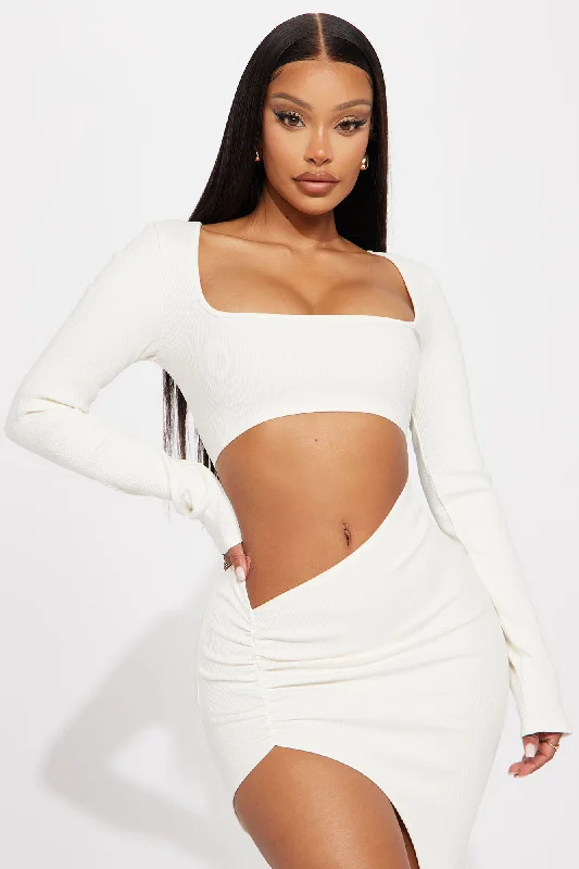 Katarina Snatched Maxi Dress - Off White