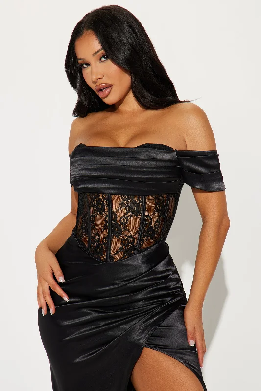 Perfection Satin Lace Gown - Black