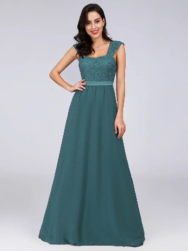 Elegant A Line Chiffon Wholesale Bridesmaid Dress With Lace Bodice